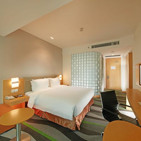Holiday Inn Express Tangshan Downtown By Ihg Buitenkant foto
