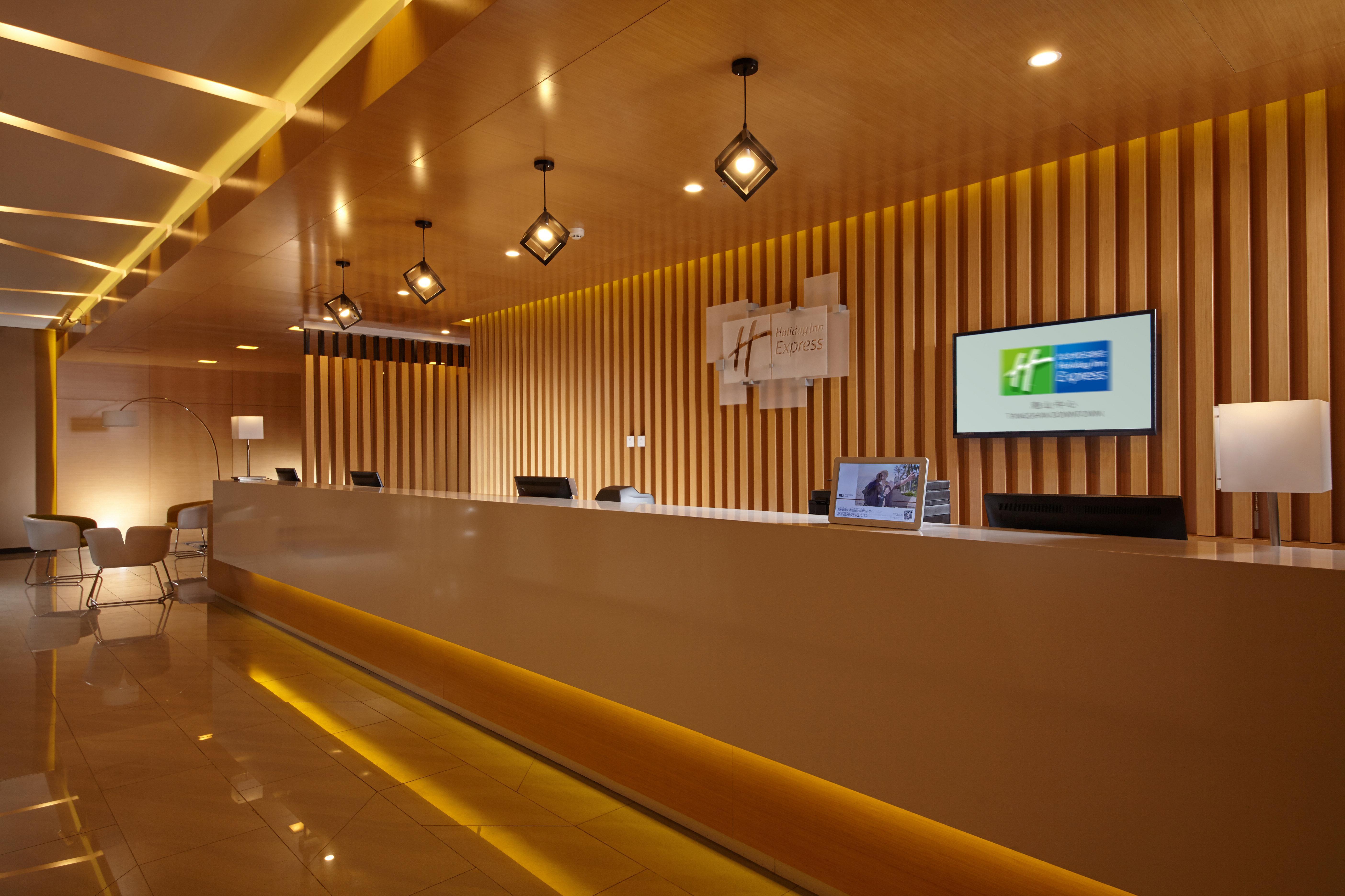 Holiday Inn Express Tangshan Downtown By Ihg Buitenkant foto